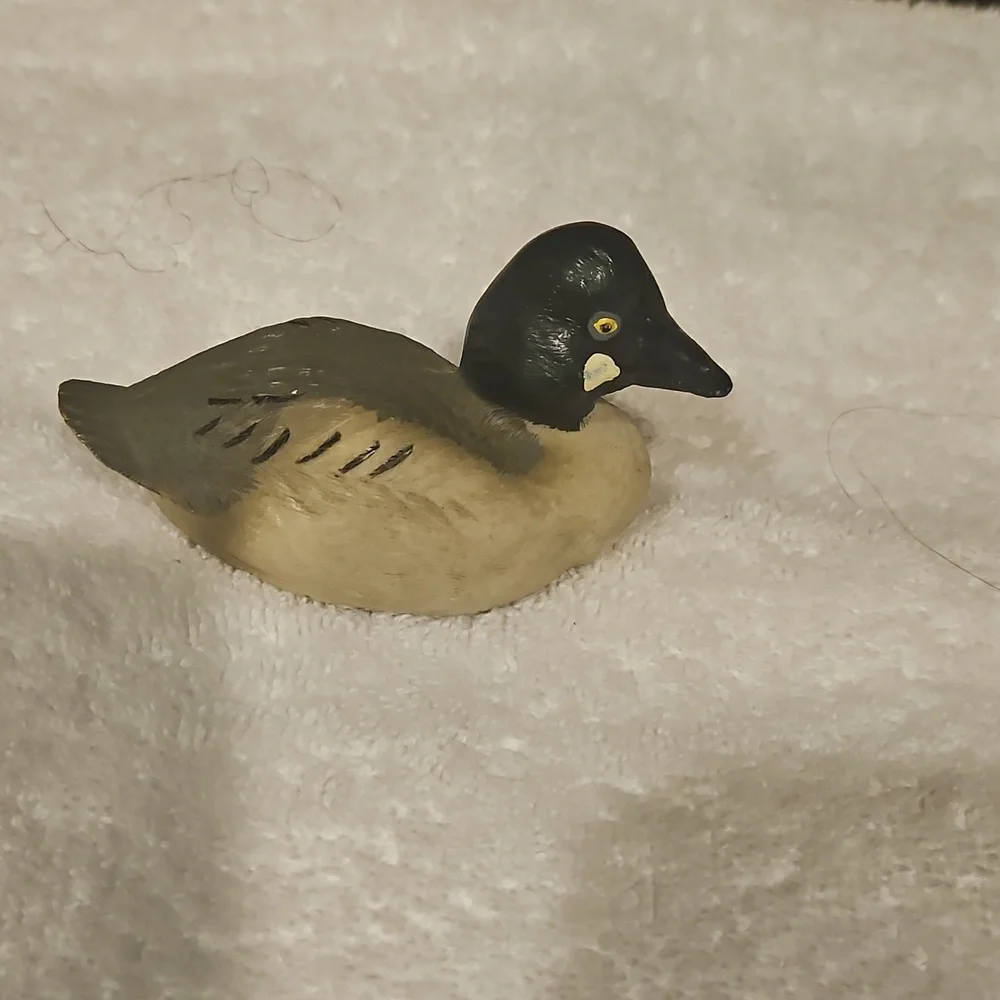 Small Ceranic 2 Inch Hand PaintedGoldeneye Duck